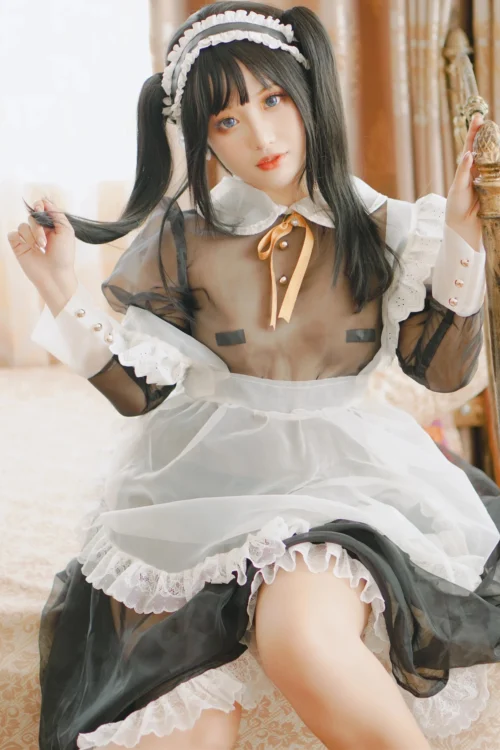 Transparent Maid