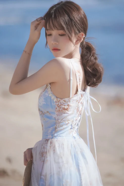 發光的海