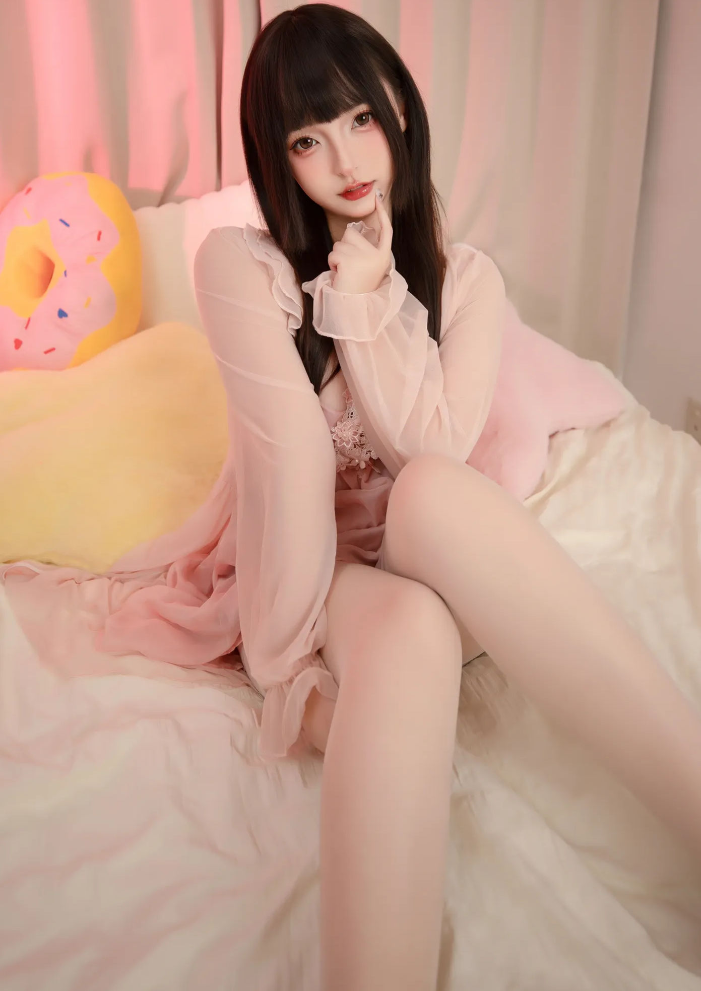 View - 萝莉神楽板真冬之高跟睡袍 Cos寫真 75P