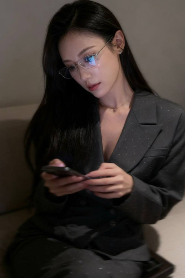 眼镜御姐视频合集
