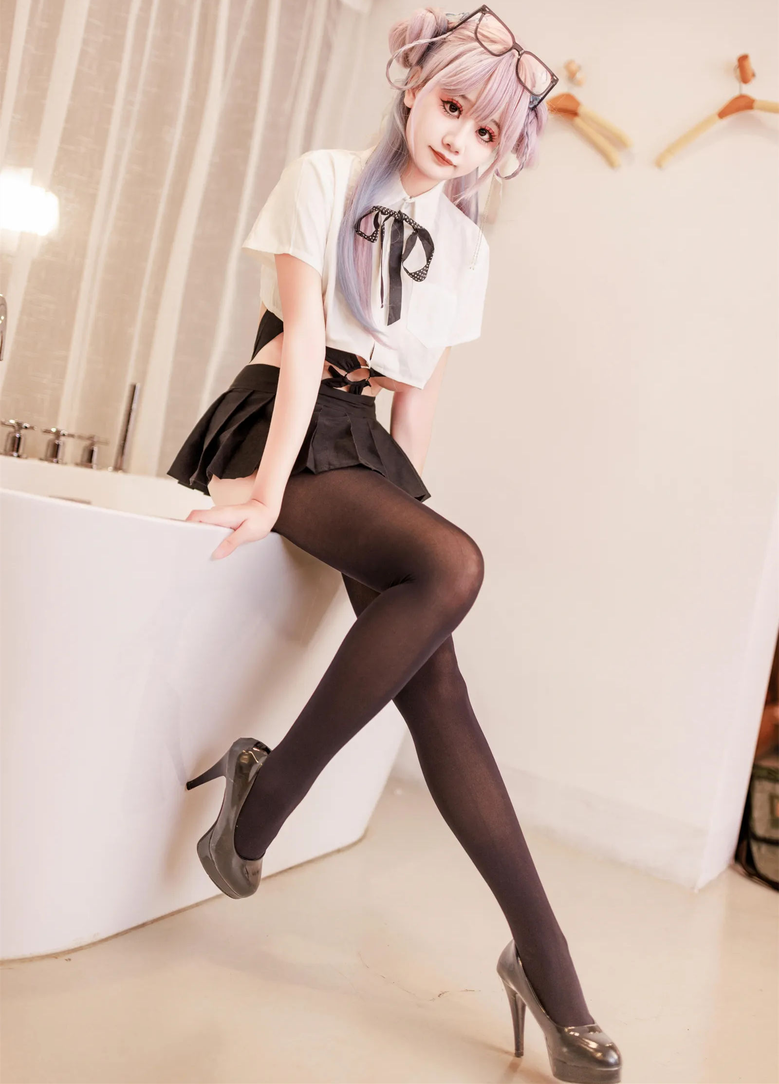 Gallery - 阿雪雪寫真 - 居家女高 連身絲襪 64張+2影片